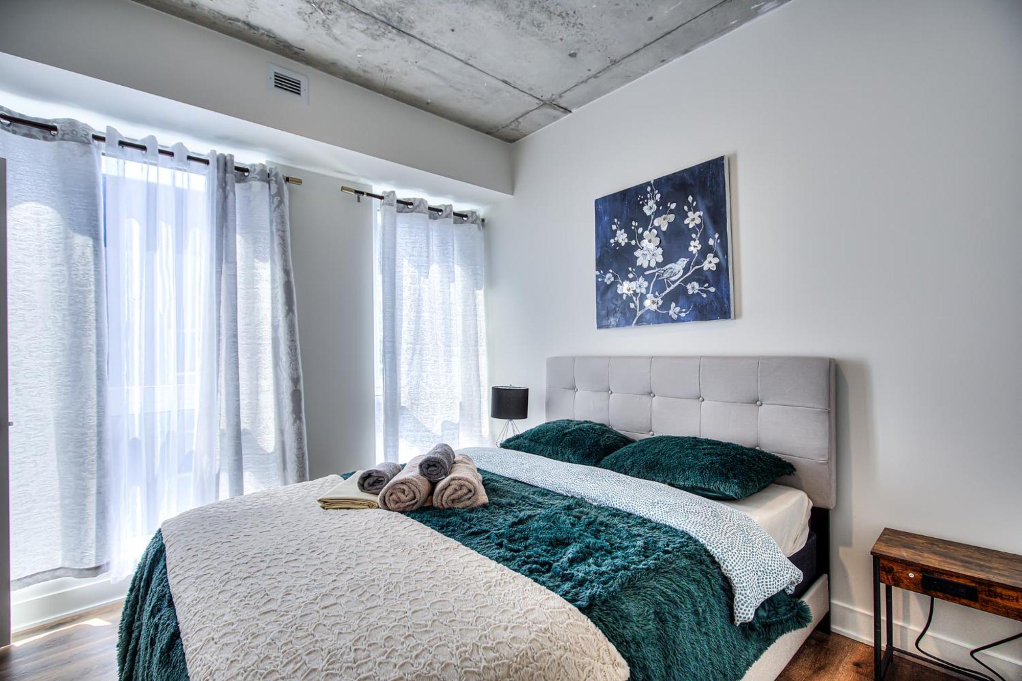 Executive Class Apartments For Vip & Students In Downtown Mtl Dawson Concordia Mcgill — Photos 2